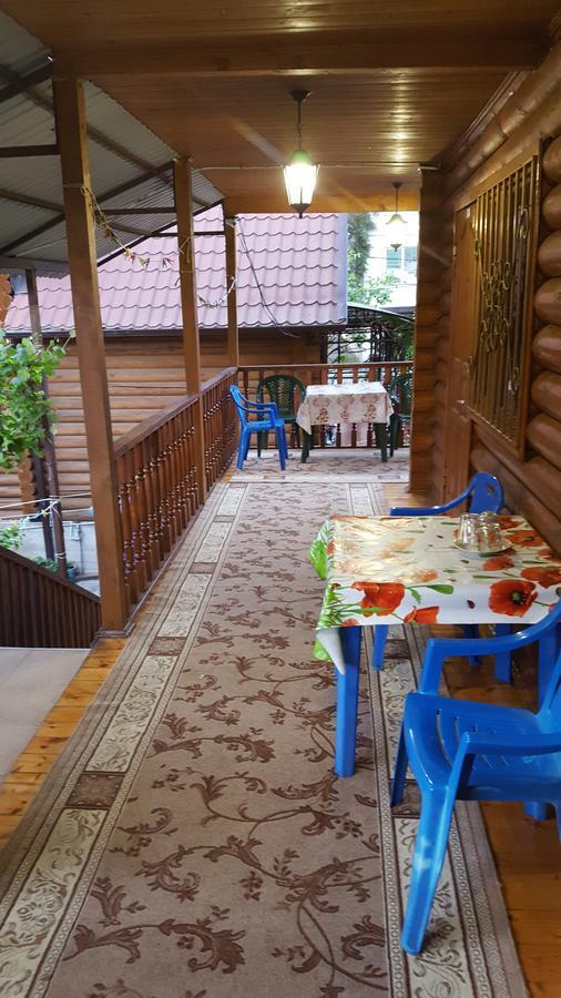U Iriny Hotel Pizunda Ngoại thất bức ảnh